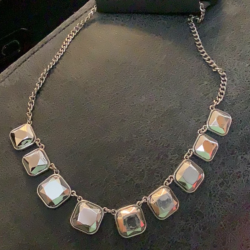 Nwt Kohls Silver Necklace Retail 22 Apt 9 11$
